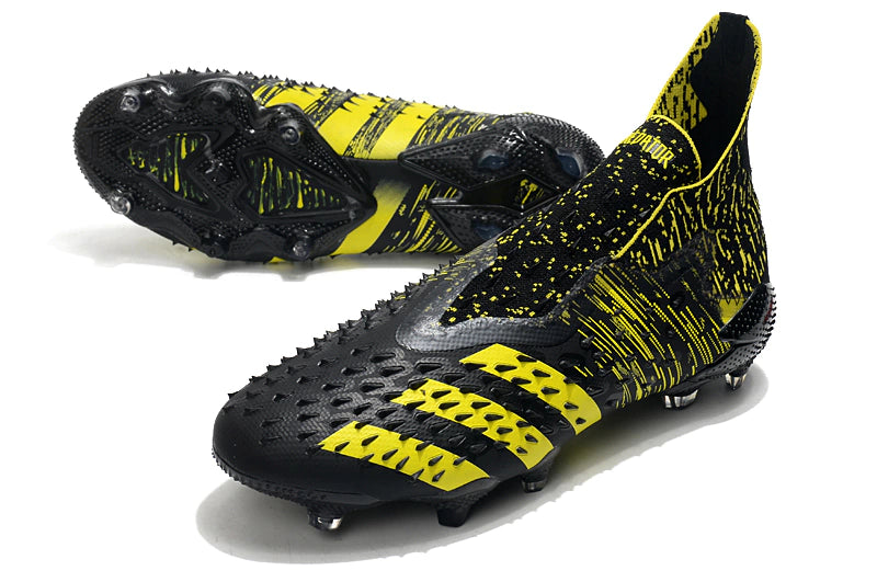 Chuteira Adidas Predator Freak+ FG