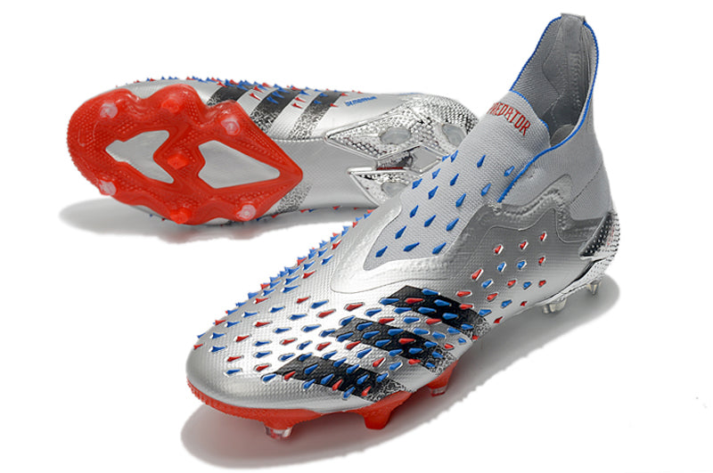 Chuteira Adidas PREDATOR FREAK - FG