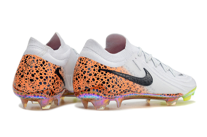 Chuteira Nike Phantom GX II FG