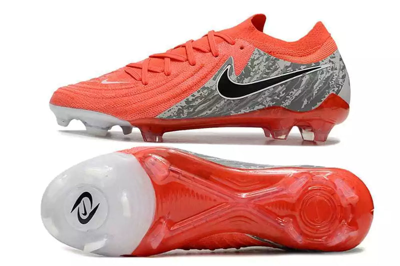 Chuteira Nike Phantom GX II FG