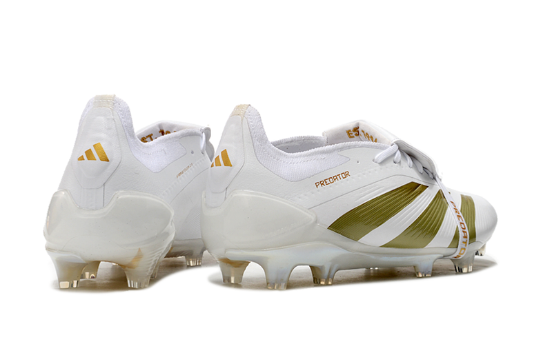 Chuteira Adidas Predator Elite Tongue FG - Branca e Dourada