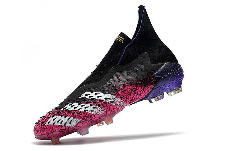 Chuteira Adidas Predator Freak+ FG