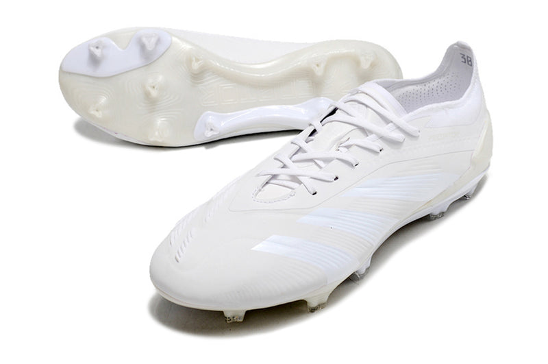 Chuteira Adidas Predator Elite FG - Branca