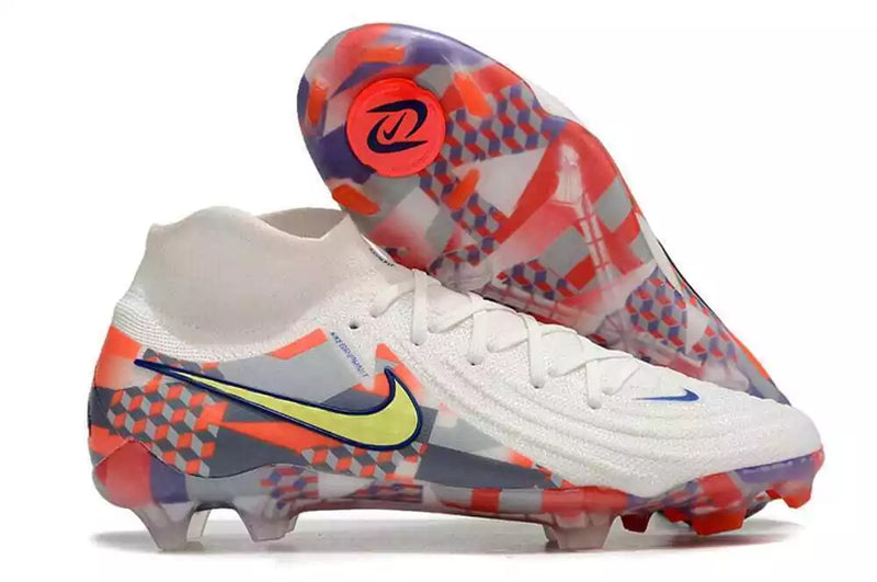 Chuteira Nike Phantom Luna II FG